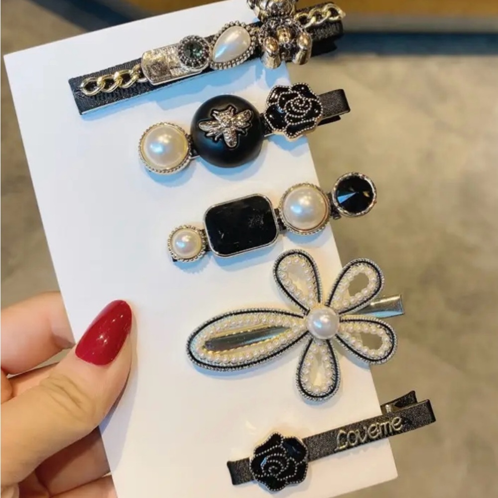 Elegant Black and Gold Hair Clip Set - Picture 4 of 6